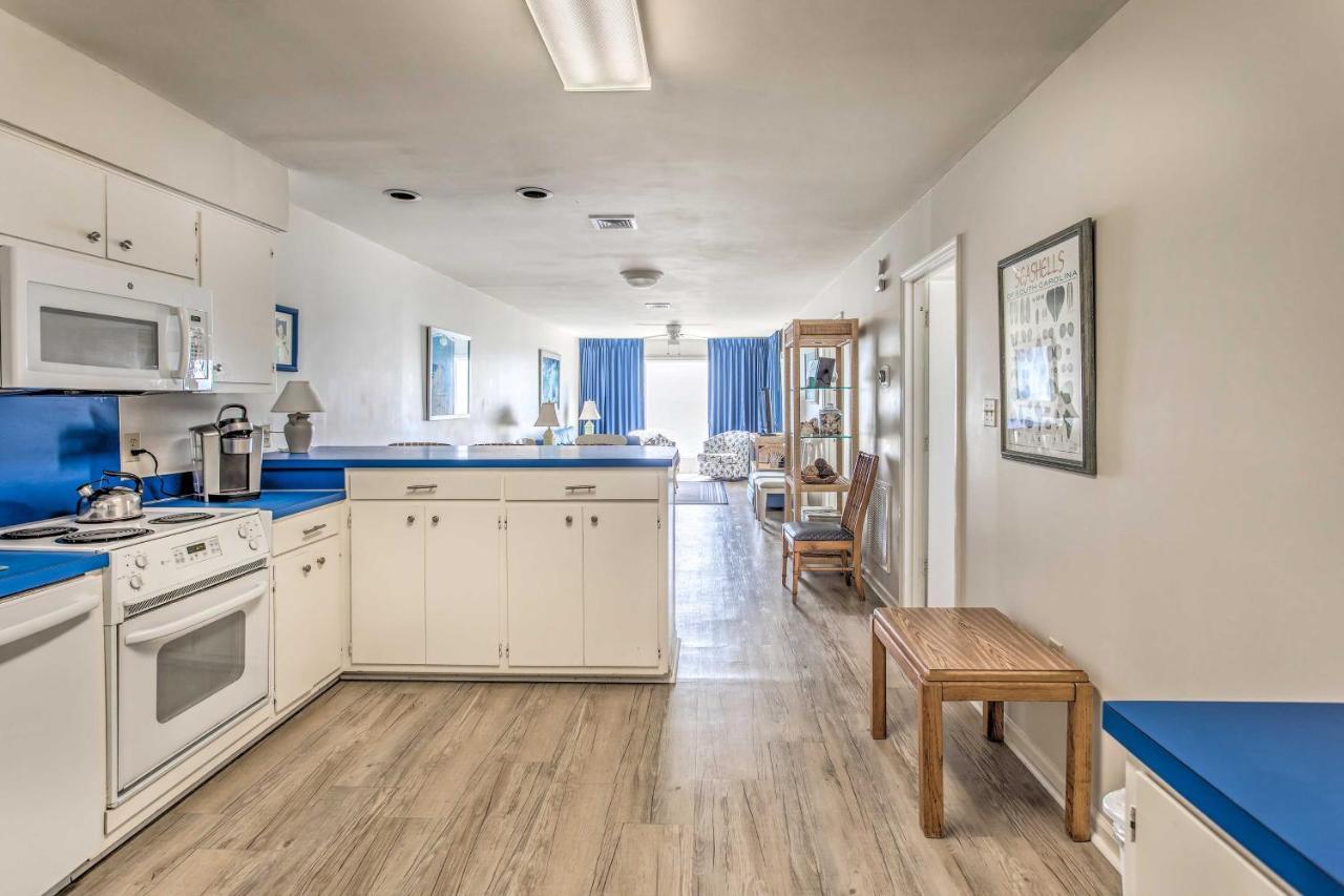 Bright Beachy Condo With Boardwalk Access And Patio! Миртъл Бийч Екстериор снимка