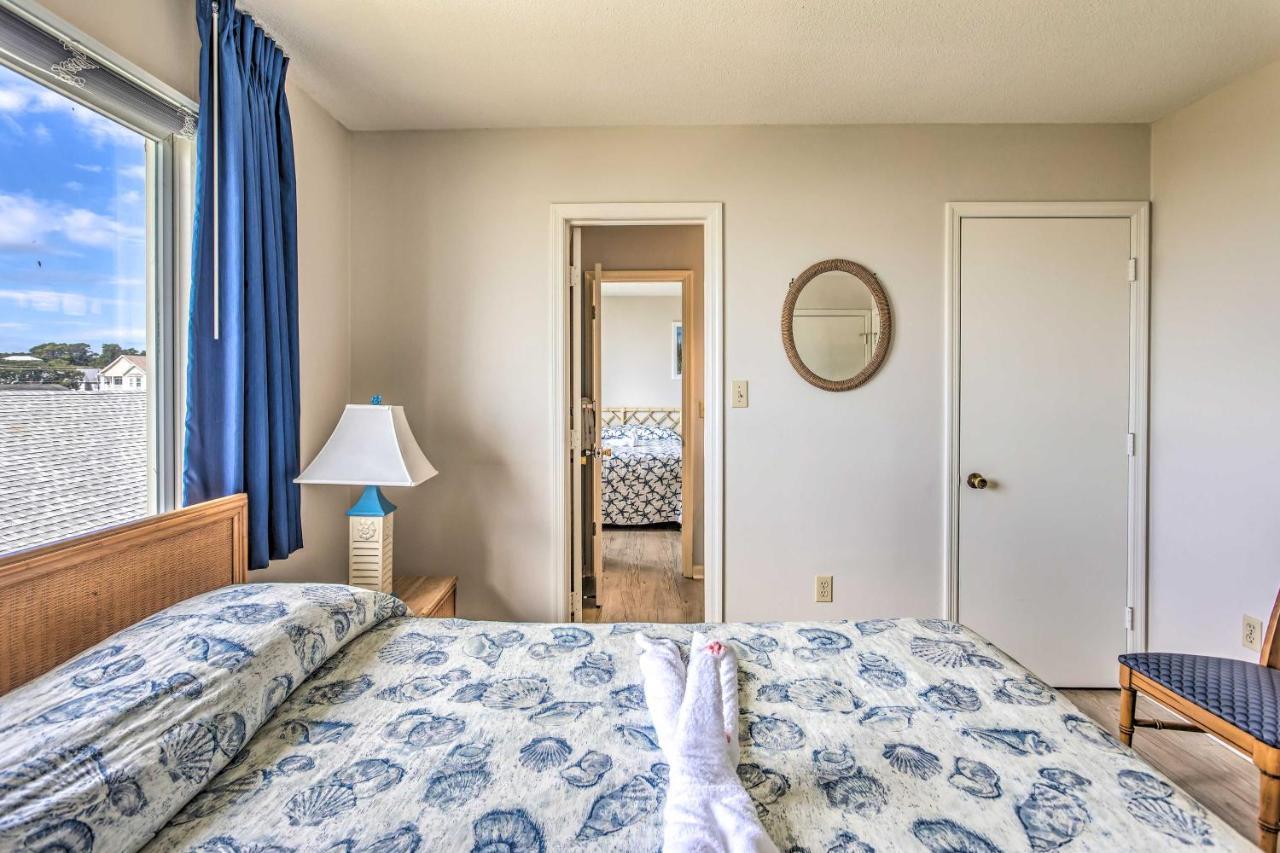 Bright Beachy Condo With Boardwalk Access And Patio! Миртъл Бийч Екстериор снимка
